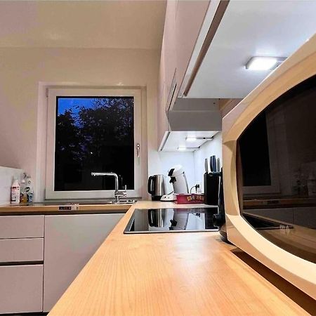Viel Platz In Burghausen Fuer Freunde Und Familie Appartement Buitenkant foto