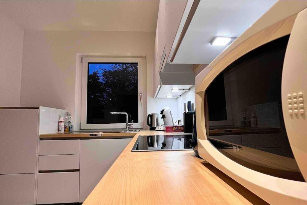 Viel Platz In Burghausen Fuer Freunde Und Familie Appartement Buitenkant foto