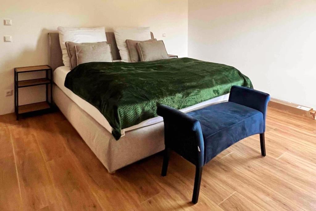 Viel Platz In Burghausen Fuer Freunde Und Familie Appartement Buitenkant foto