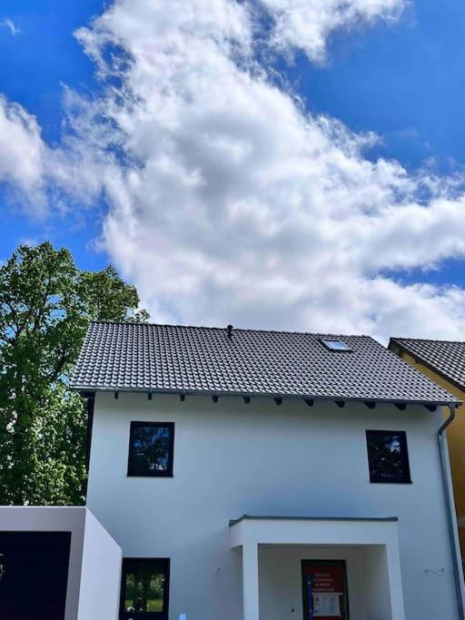 Viel Platz In Burghausen Fuer Freunde Und Familie Appartement Buitenkant foto